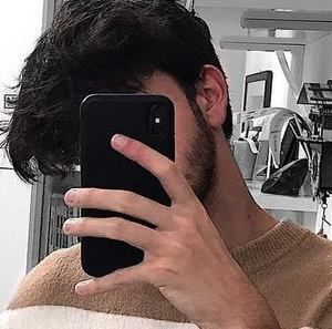 Meet your Posher, Christopher